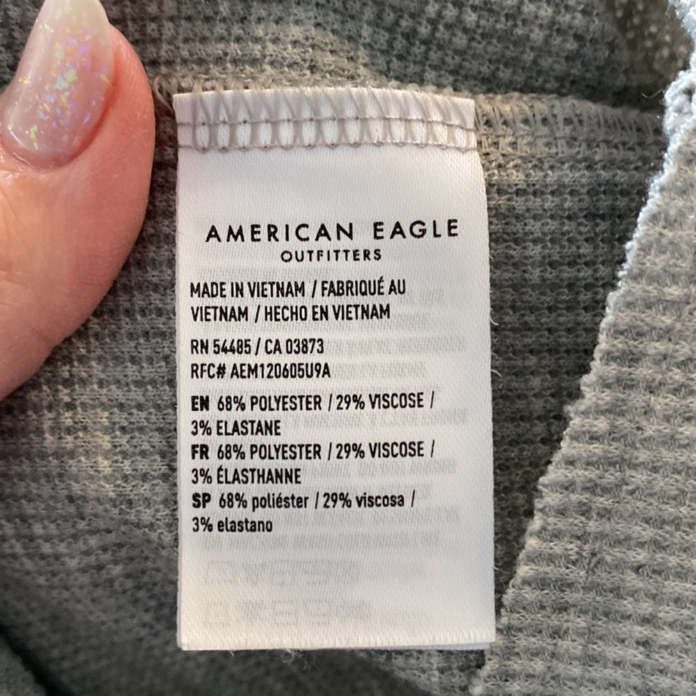 American Eagle Proud Plant Mom Waffle Knit Hoodie Cropped XS Gray Hooded Shirt - Picture 6 of 7